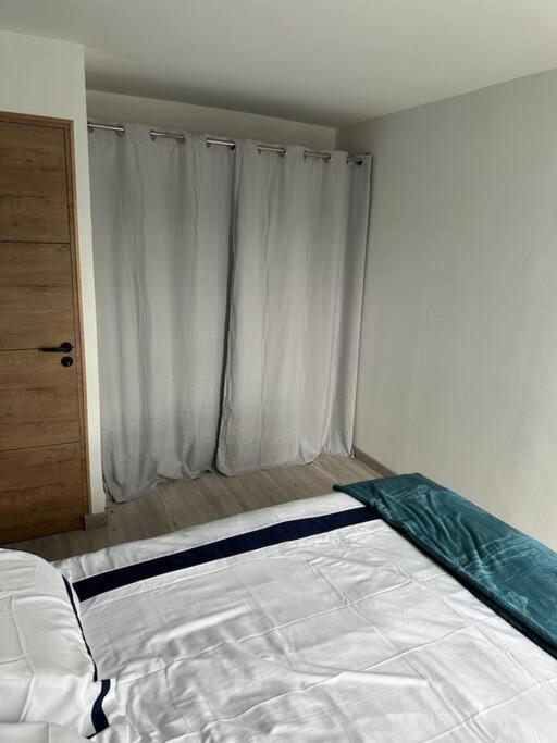 Appart 4 Pers Plage Vue Mer カレー エクステリア 写真